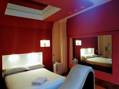 AF1QipNbpOO9QEoRkR7t 8ri1o38p4IS33O8VXjGLwzfw408 h306 k no