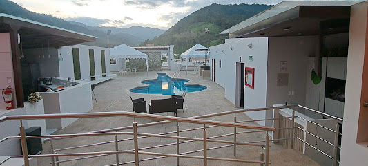 AF1QipPXnJW03JxKdbi15sJite0l6YWV9aoFe0EOojhWw533 h240 k no